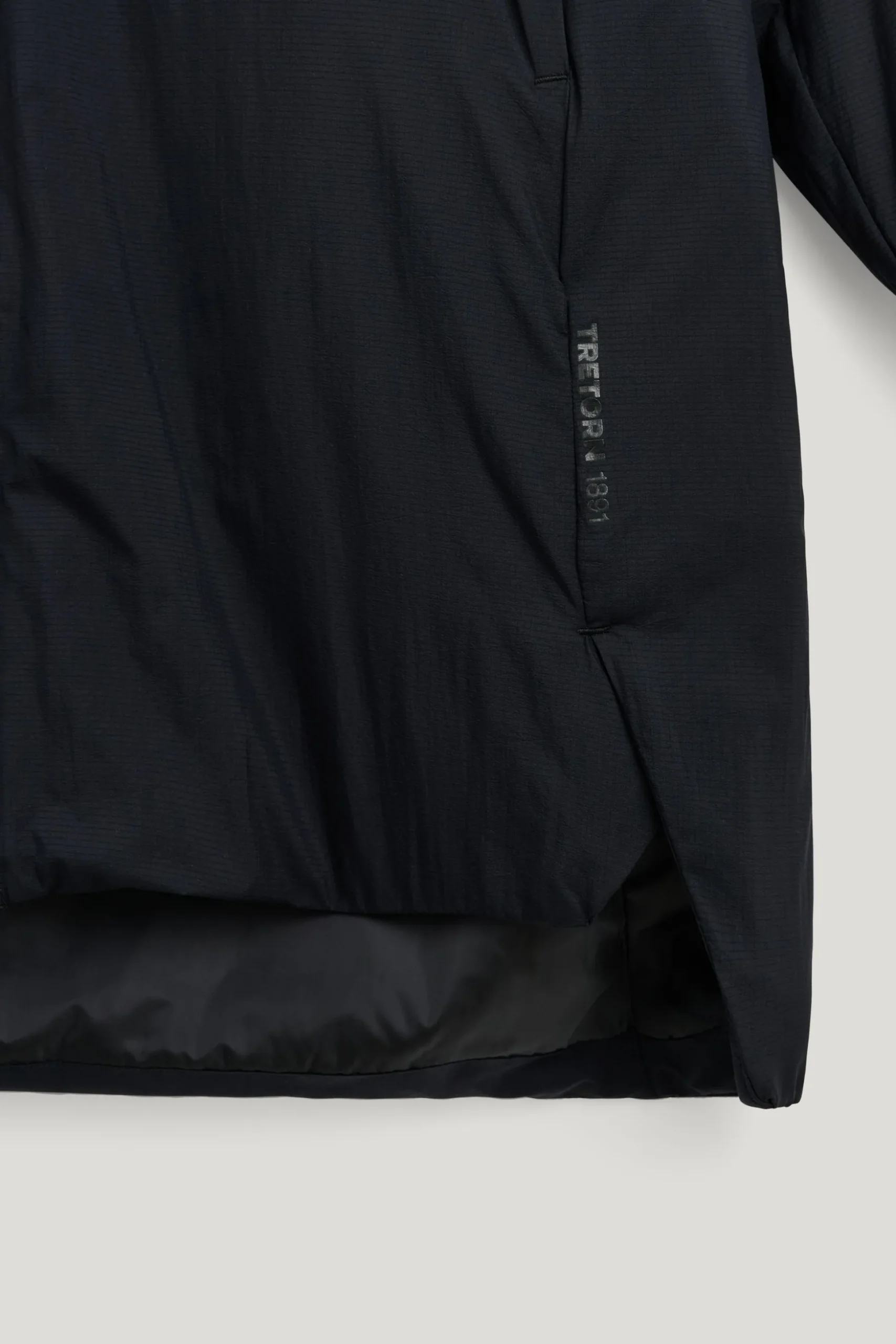 Core Long Jacket — Vattenavisande Jacka Dam